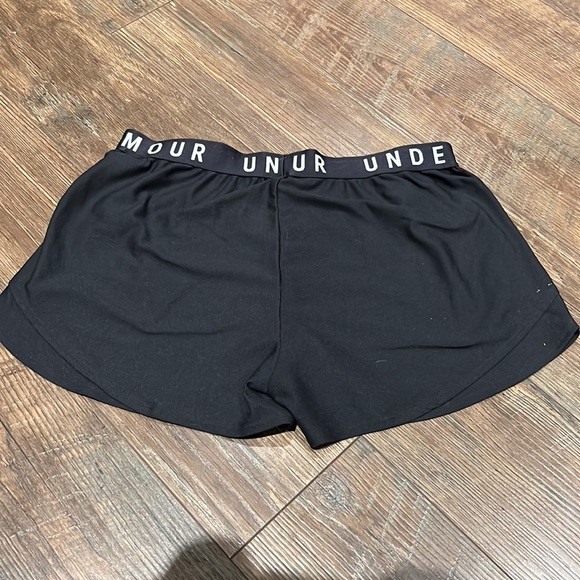 Under Armour heat gear shorts size Large - Picture 4 of 4